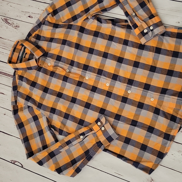 Perry Ellis Button Down - Picture 2 of 8